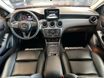 Mercedes-Benz GLA 200 *ACC*PDC*NAVI*TOTWINKEL*KLIMA*LED*