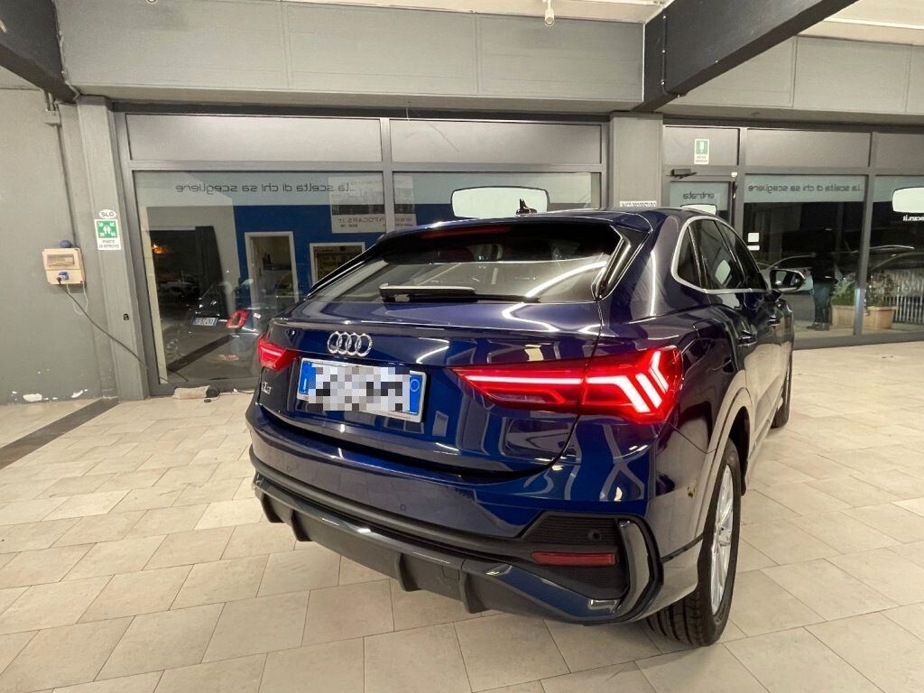 Audi AUDI Q3 SPB 45 TFSI e S tronic Business Plus imagem 3