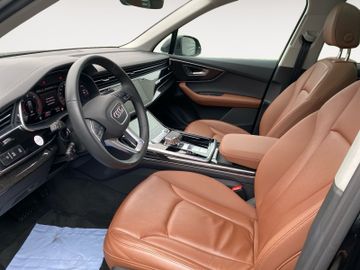 Audi Q7 - 10