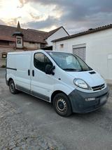 Opel Vivaro 2002 TÜV 04/28 - gebrauchte Opel Vivaro aus dem Jahr 2002