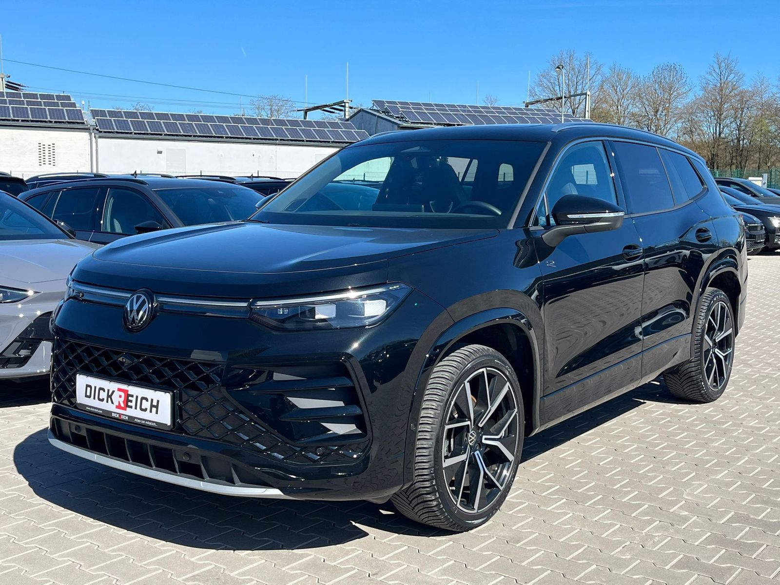 Image du véhicule Volkswagen Tayron 2.0 TDI 4M R-Line 7Si*MATRIX*AHK*PANO*HUD
