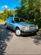 Mercedes-Benz Mercedes- 200E W124  Traumhafter Innenrau... - Mercedes-Benz W124 aus dem Jahr 1989