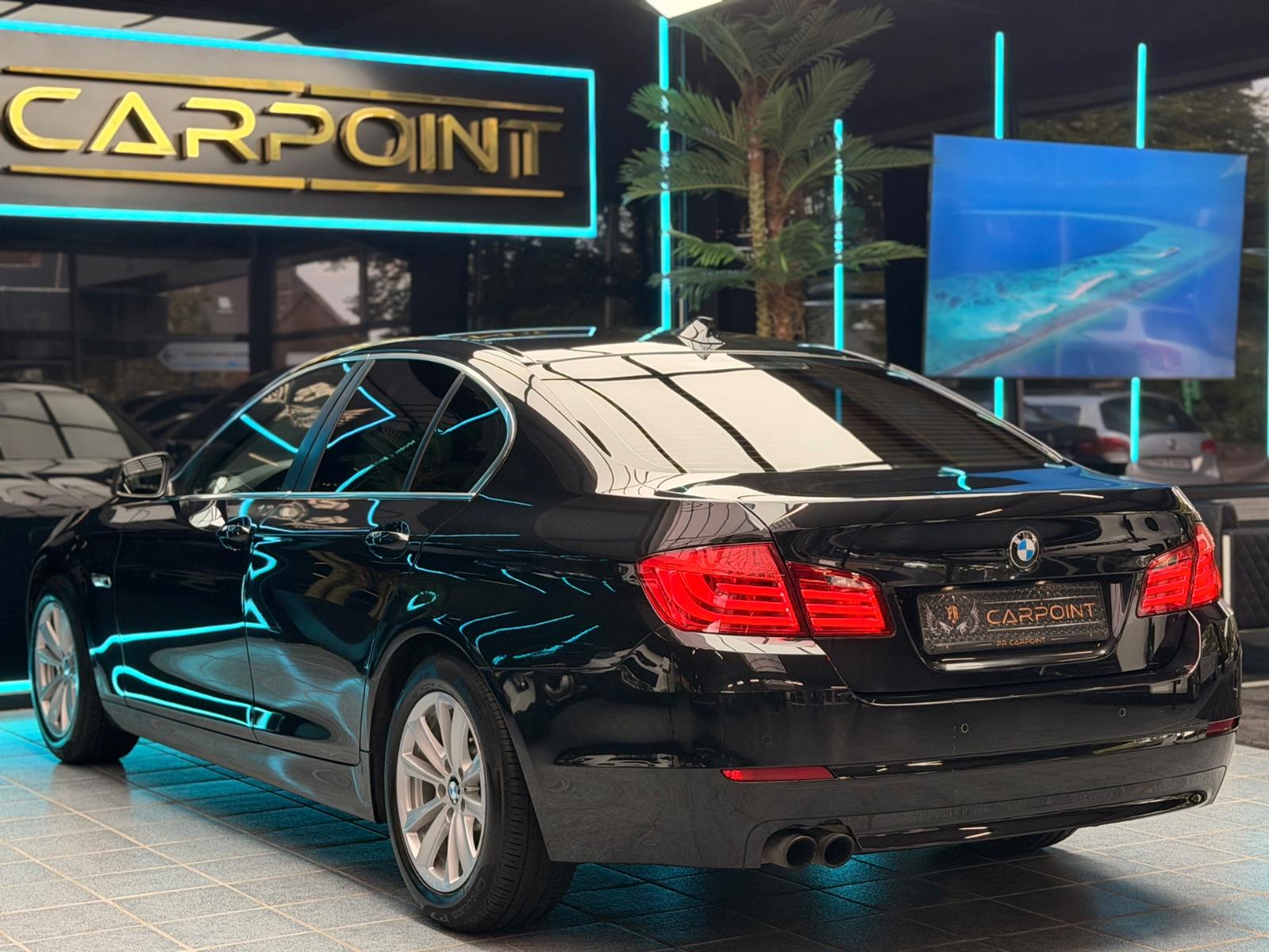 BMW 520 Limousine 520 i/Xenon/Leder/Navi/CarPlay