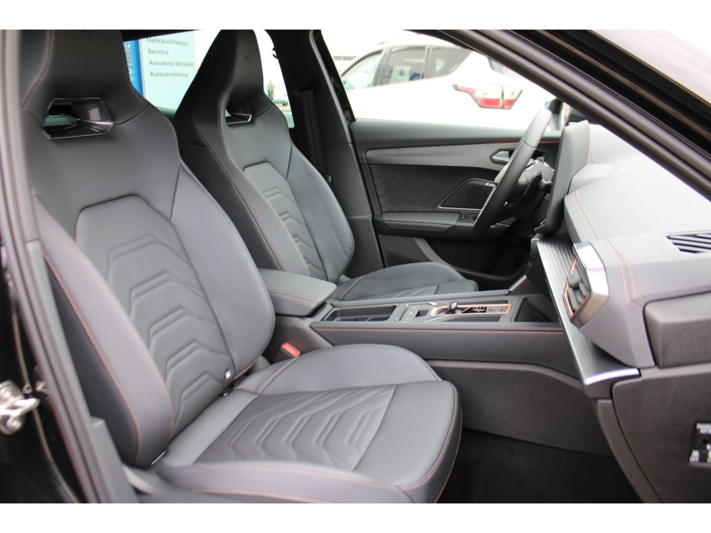 CUPRA Formentor VZ1.5 TSI e-Hybrid 200 kW Pano AHK RFK - Image 11