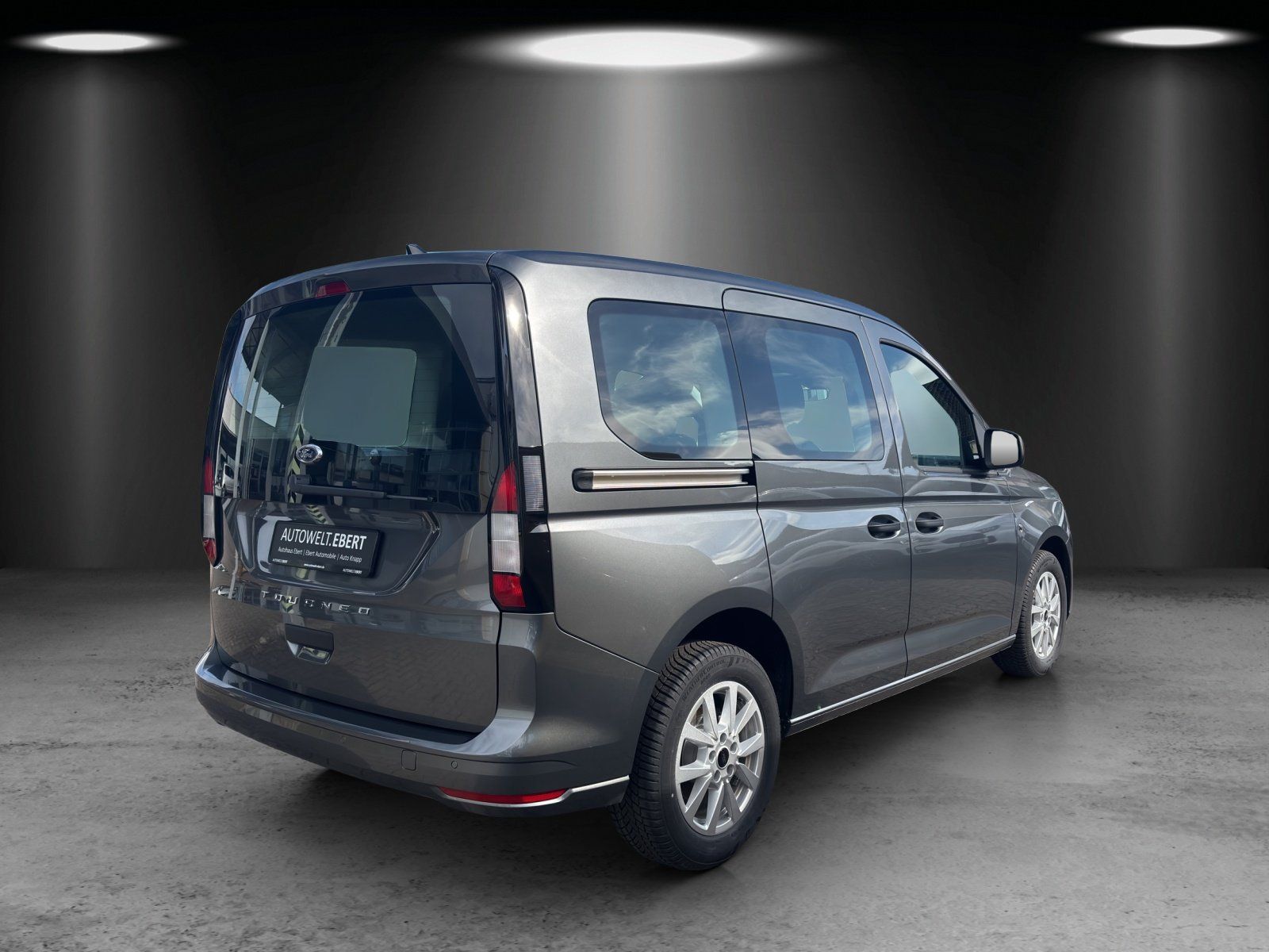Fahrzeugabbildung Ford Tourneo Connect 1,5 Ecoboost Trend