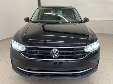 Volkswagen Tiguan - 2