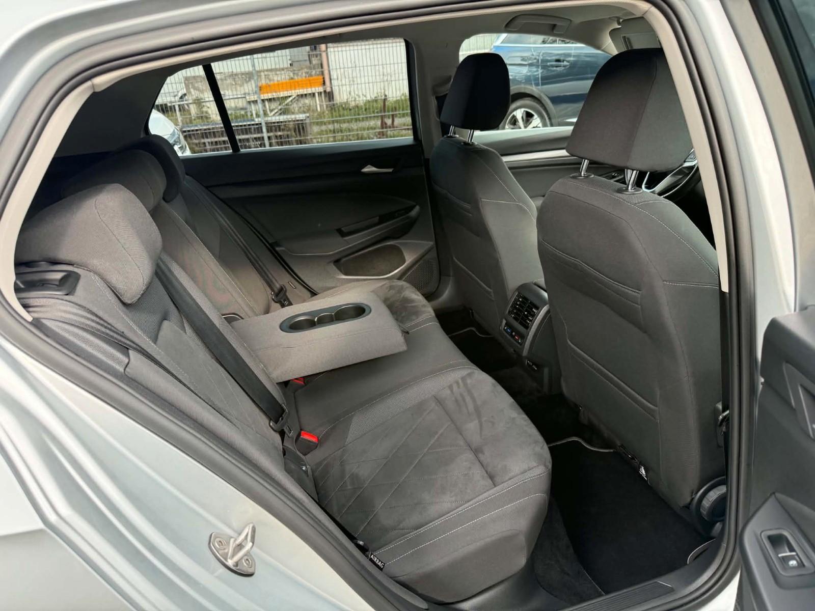Volkswagen Golf VIII Lim. 1st Edition eTSI*Matrix LED*DCC*, миниатюра 23