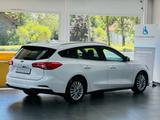Ford Focus Turnier Titanium *KAM*NAVI*B&O*TEMPOM - Ford Focus mit Diesel-Antrieb: Kombi, Titanium