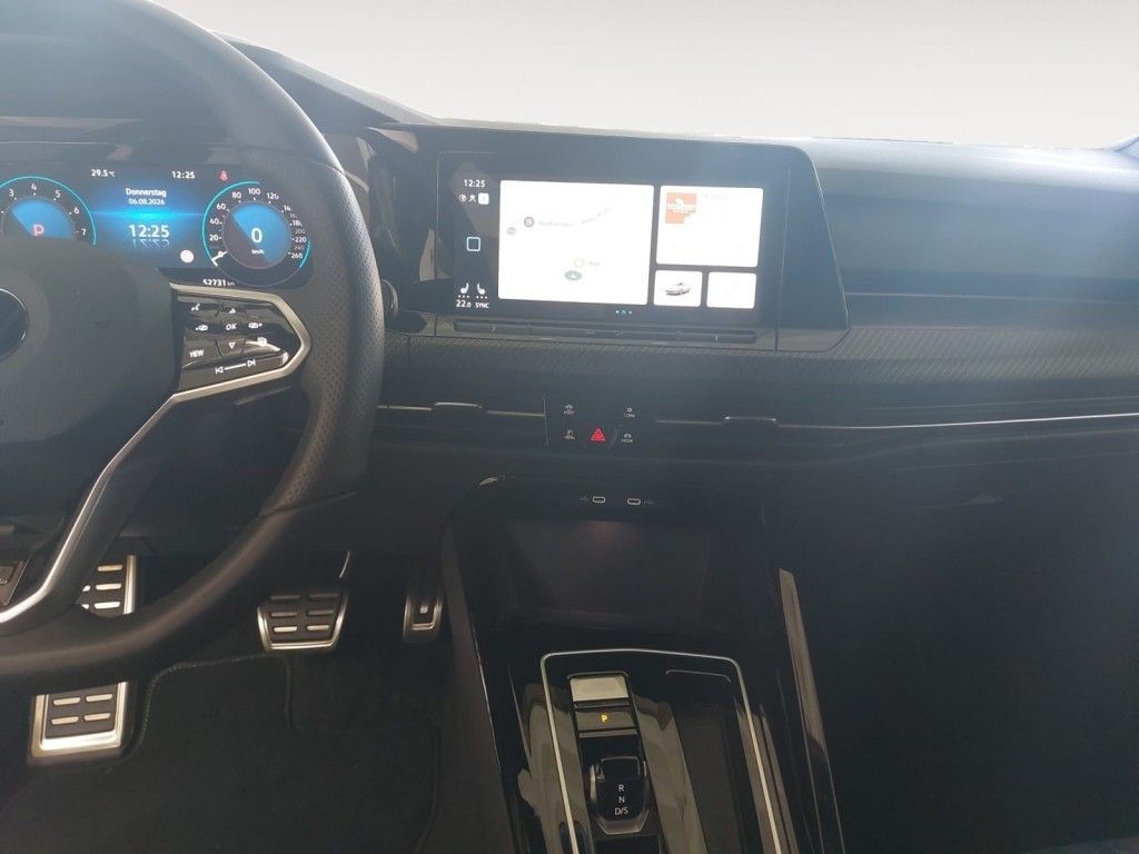 Fahrzeugabbildung Volkswagen Golf Variant 2.0 TSI OPF 4Motion DSG R-Line