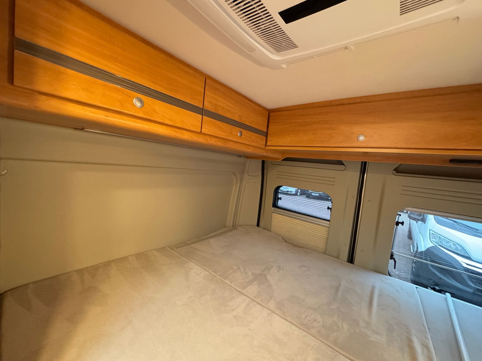 Fahrzeugabbildung Pössl Roadstar 640 DK DACHKLIMA AHK NAVI KAMERA LED 1H