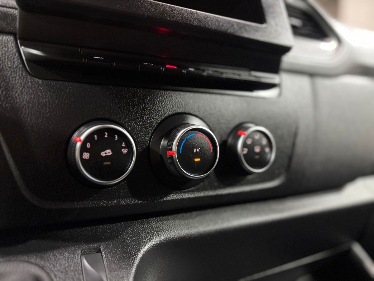 Fahrzeugabbildung Opel Movano B HKa L2H2 3,5t#Klima#PDC