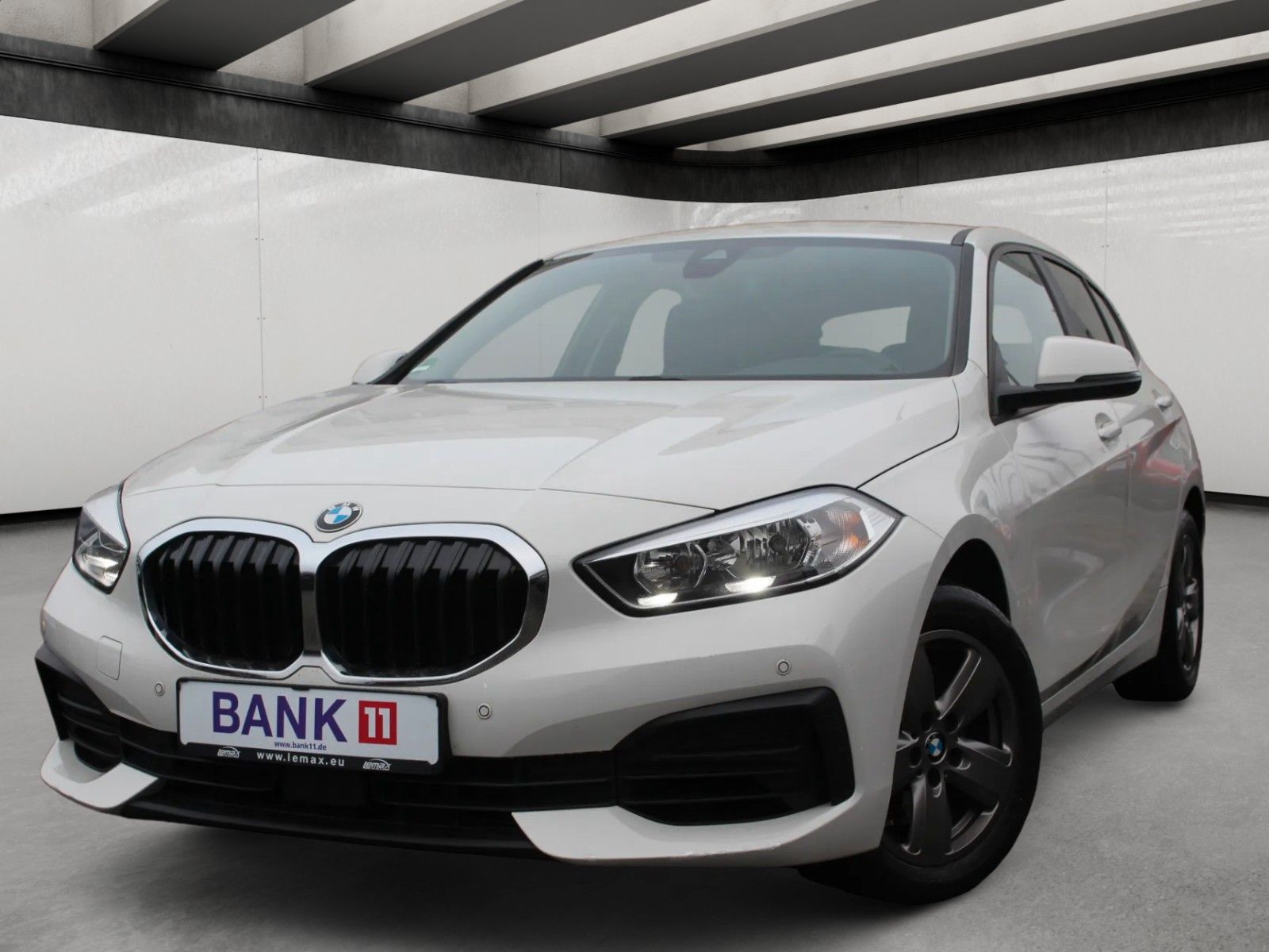 BMW 118i AUTOMATIK NAVI SITZHEIZUNG KLIMA #816