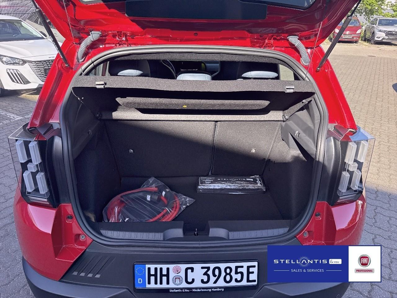 Fiat Grande Panda Red 44kWh