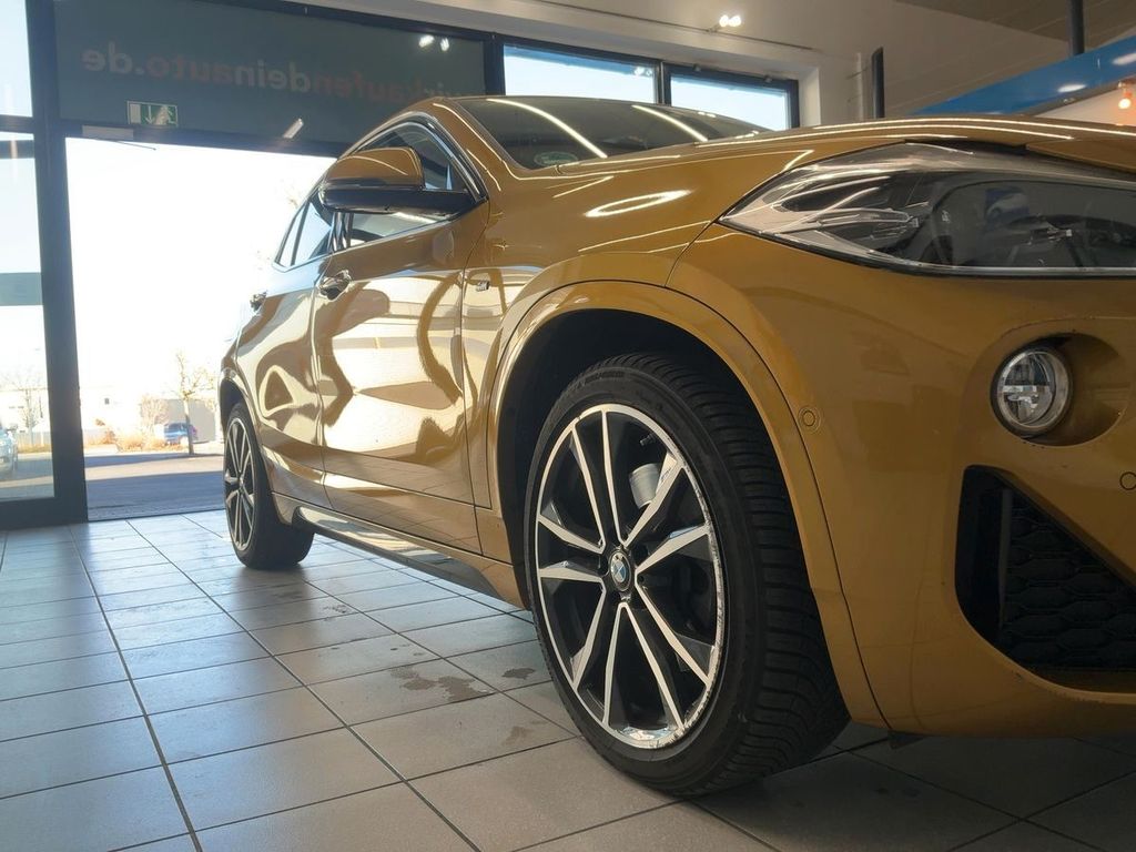Image of BMW X2