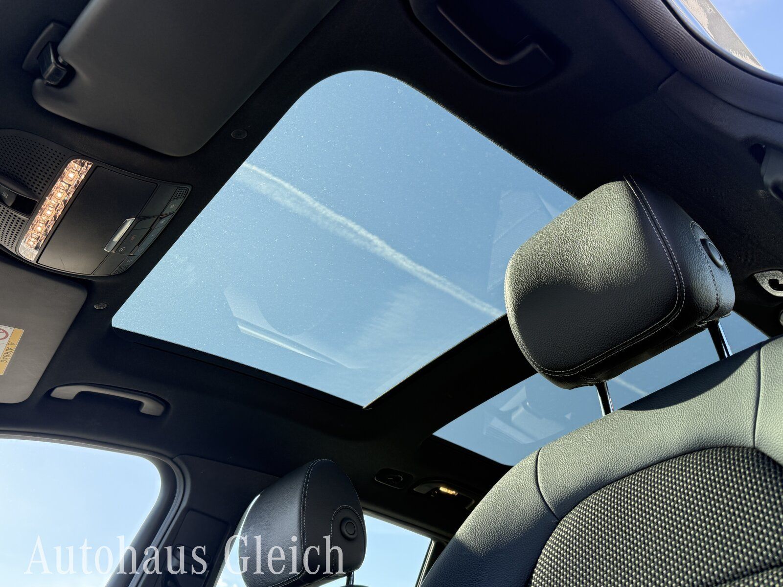 Fahrzeugabbildung Mercedes-Benz GLC 300 d 4Matic (EURO 6d) EXCLUSIVE Interieur