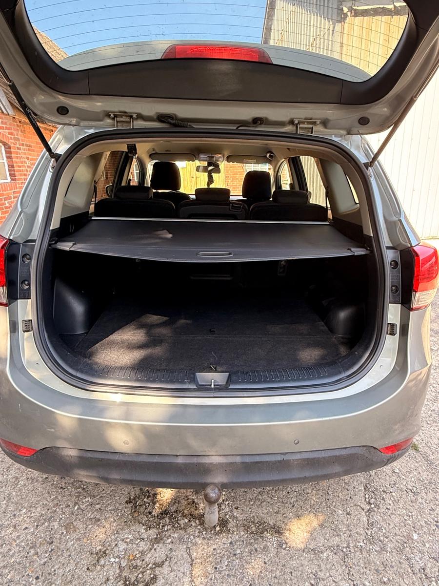 Kia Carens 2013 — photo 11
