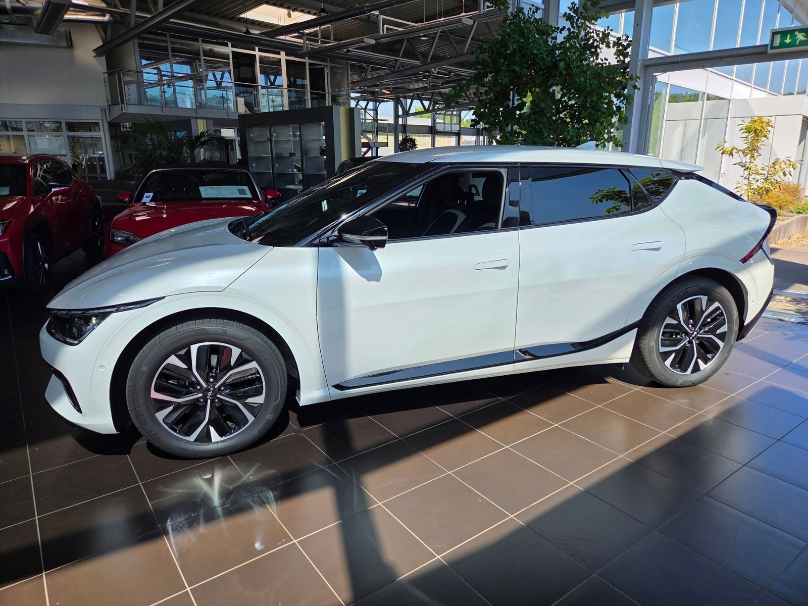 Fahrzeugabbildung Kia EV6 GT-Line 77,4 kWh 2WD WP MERIDIAN HUD 360°