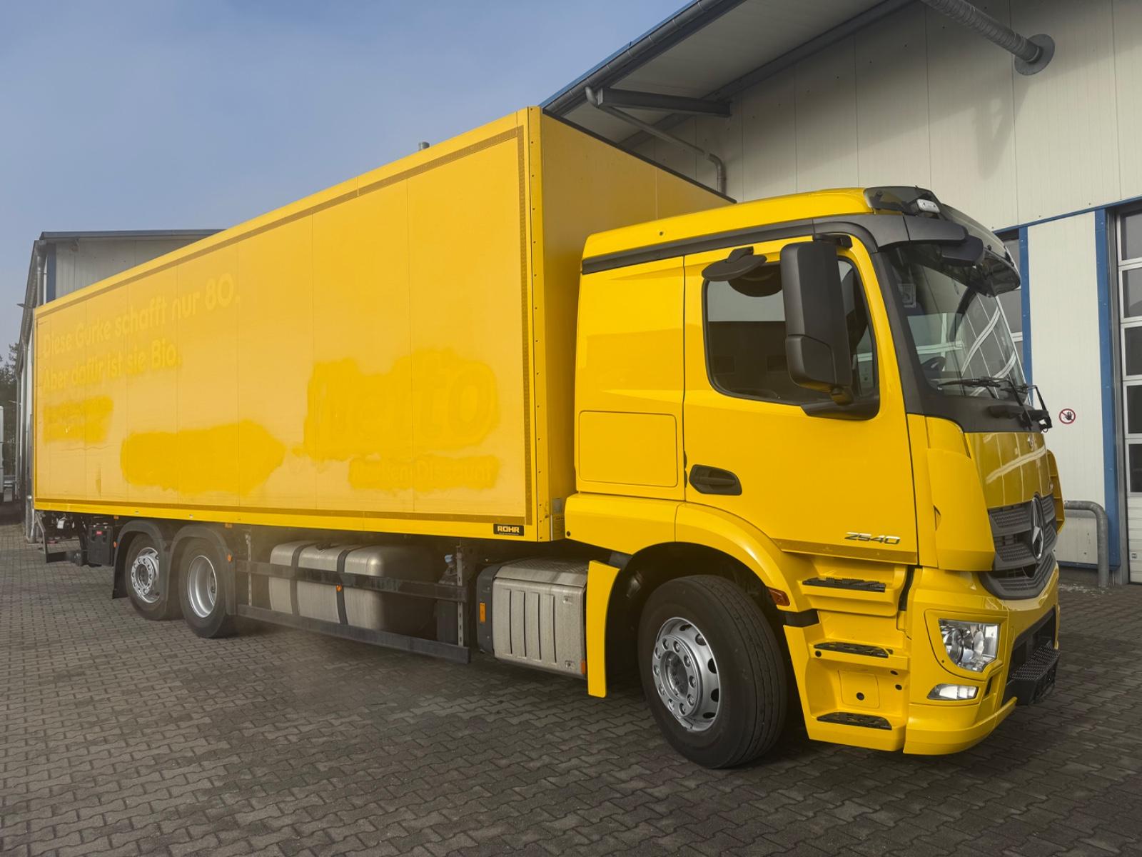 Mercedes-Benz 2540 L 6x2/4 Kühlkoffer 9.1m Carrier 1100U LBW