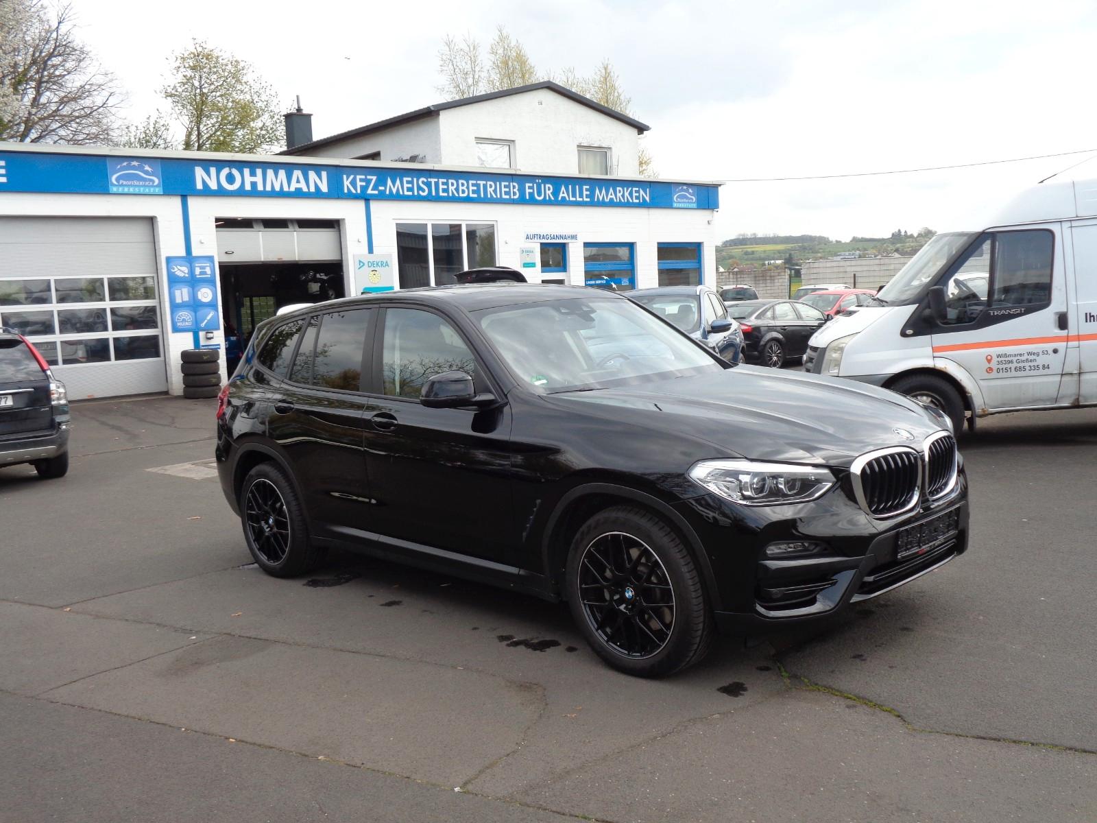BMW X3 xDrive 30 d Panorama, AHK, nur 75.000 km