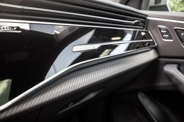 2025 AUDI RSQ8 — миниатюра 26