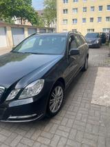 Mercedes-Benz 200 - Mercedes-Benz 200 mit Benzin-Antrieb: Kombi