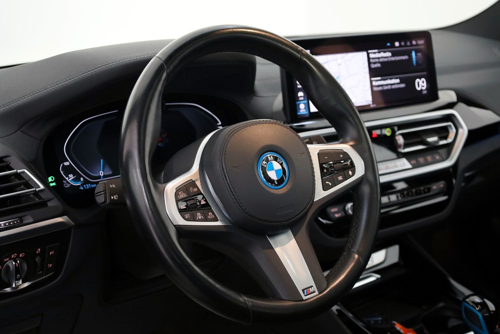 Fahrzeugabbildung BMW iX3 Inspiring/M Sport,Panorama,ACC,Leder,AHK el