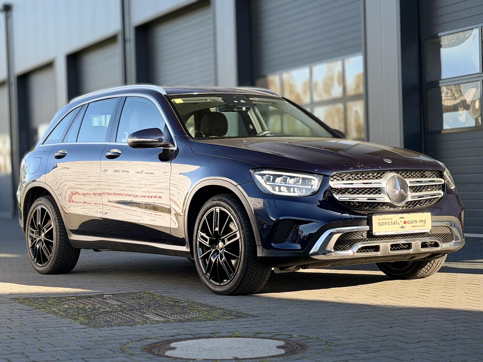 Mercedes-Benz GLC 220 d 4Matic / 1.Hd / MBUX / Kamera / Leder