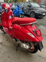 Vespa Primavera 50 red Vespa for Children - VESPA V50