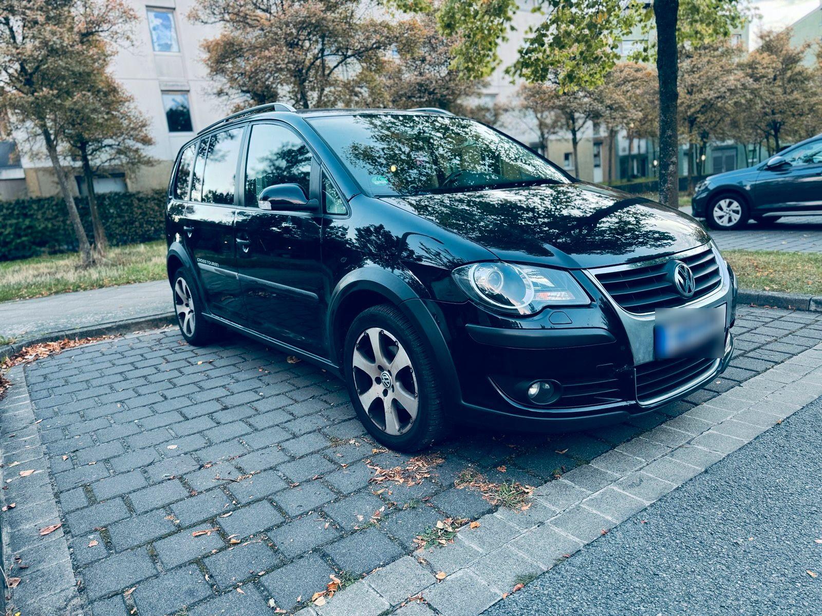 Volkswagen Touran 2008 — vehicle for AFU Ukraine