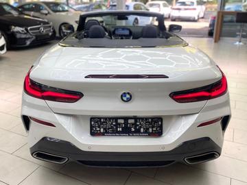 صورة 6 لـ 2019 BMW M8