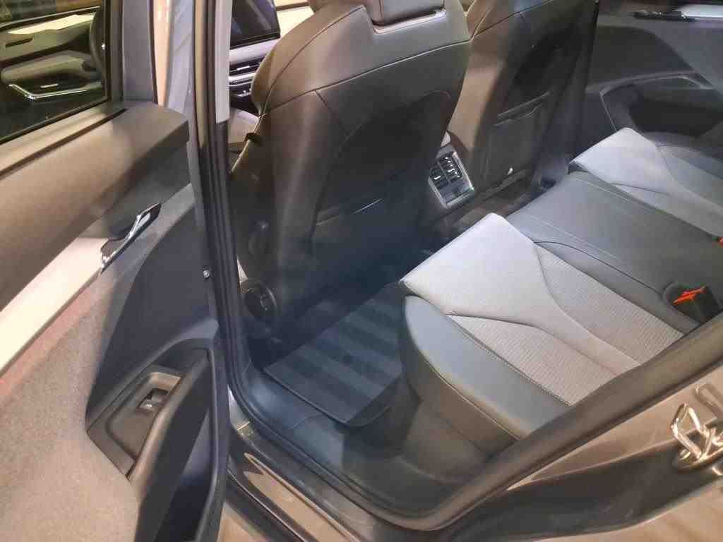 Skoda Enyaq - Bild 6