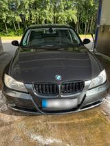 BMW E90 320d|M47 Motor | Panoramadach - BMW 320: 320d Motor