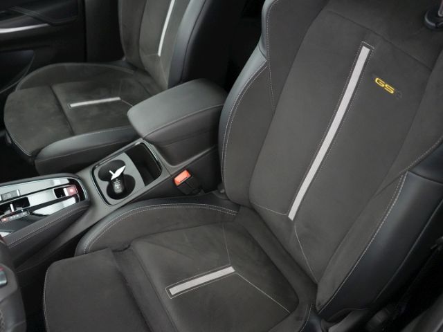 Grandland GSe PHEV 4X4 AT+ANHÄNGERKUPPLUNG+NAVI+