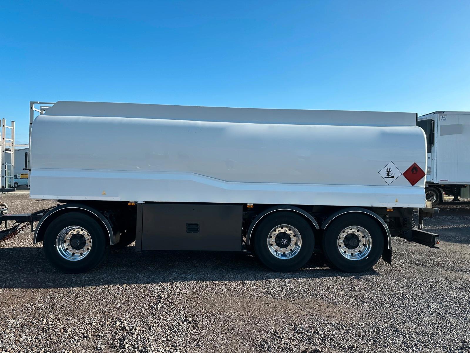 Andere Lindner & Fischer Tankanhänger 3- Kammer 20.000L