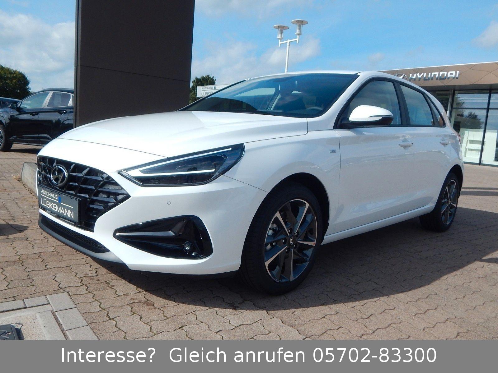 Hyundai i30 1.5 Turbo 48V Mild-Hybrid TREND *LED/NAVI/KP