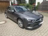 Mercedes-Benz A 200 Progressive Navi MBUX AHK 8Fach Alu  - Mercedes-Benz A 200: Von Privat