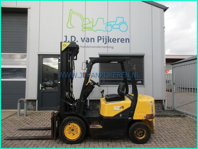 Daewoo D30S-3 3t diesel triplex5.45m+freelift+sideshift