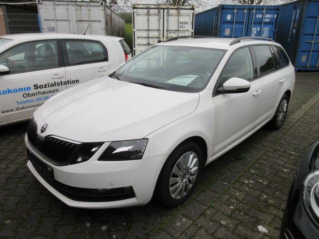 Skoda Octavia Combi Ambition 1.6 TDI NAVI KLIMA APS SI