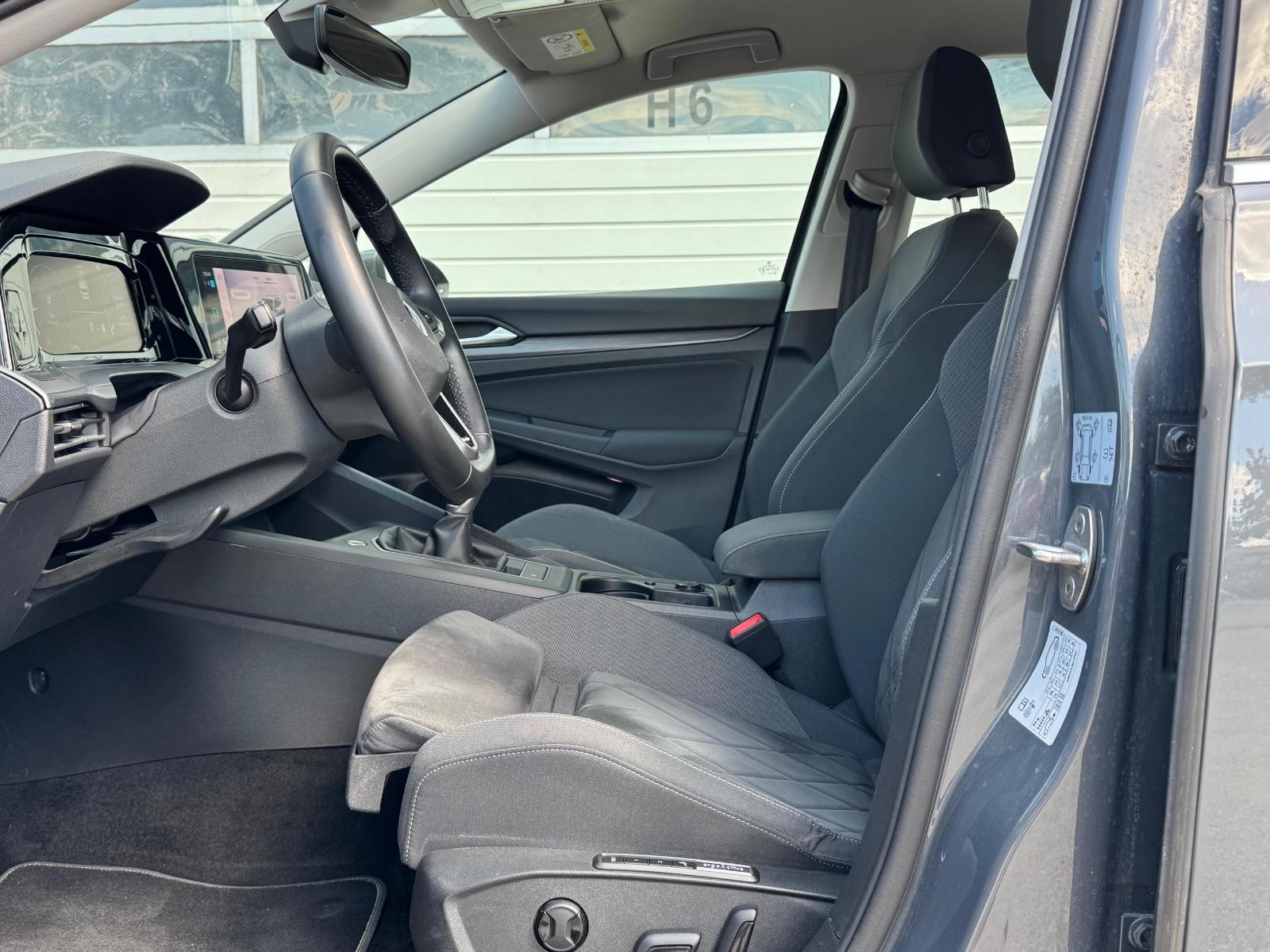 Volkswagen Golf VIII Lim. Style 1.Hd 8f. Nav DAB LED Massag, миниатюра 10