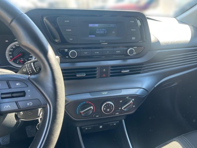 Fahrzeugabbildung Hyundai i20 Select Navi Apple CarPlay Android Auto Musik