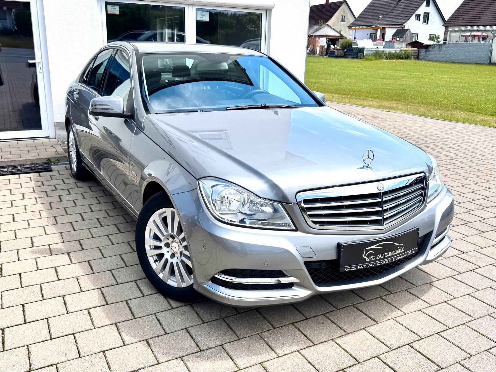 Mercedes-Benz C 200*TEMP*STANDHZ*PDC*SHZ*2-Z-KLIMAAUTO*BLUET*