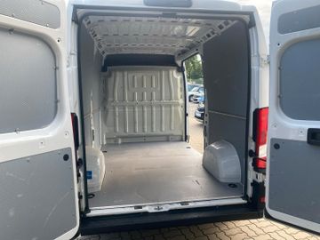 Bild 10 Fiat Ducato Hochr.-Kasten L2H2*KAMERA*CARPLAY*MwSt*