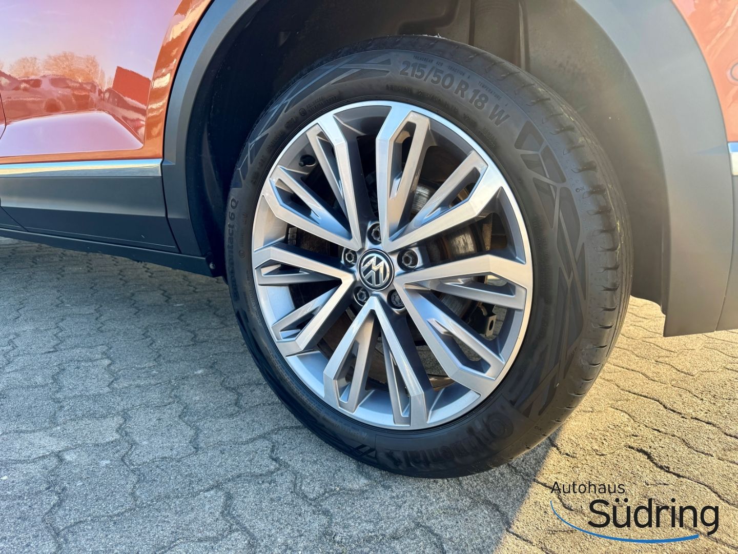 T-Roc 2,0 TDI IQ.Drive DSG AHK Panodach Navi