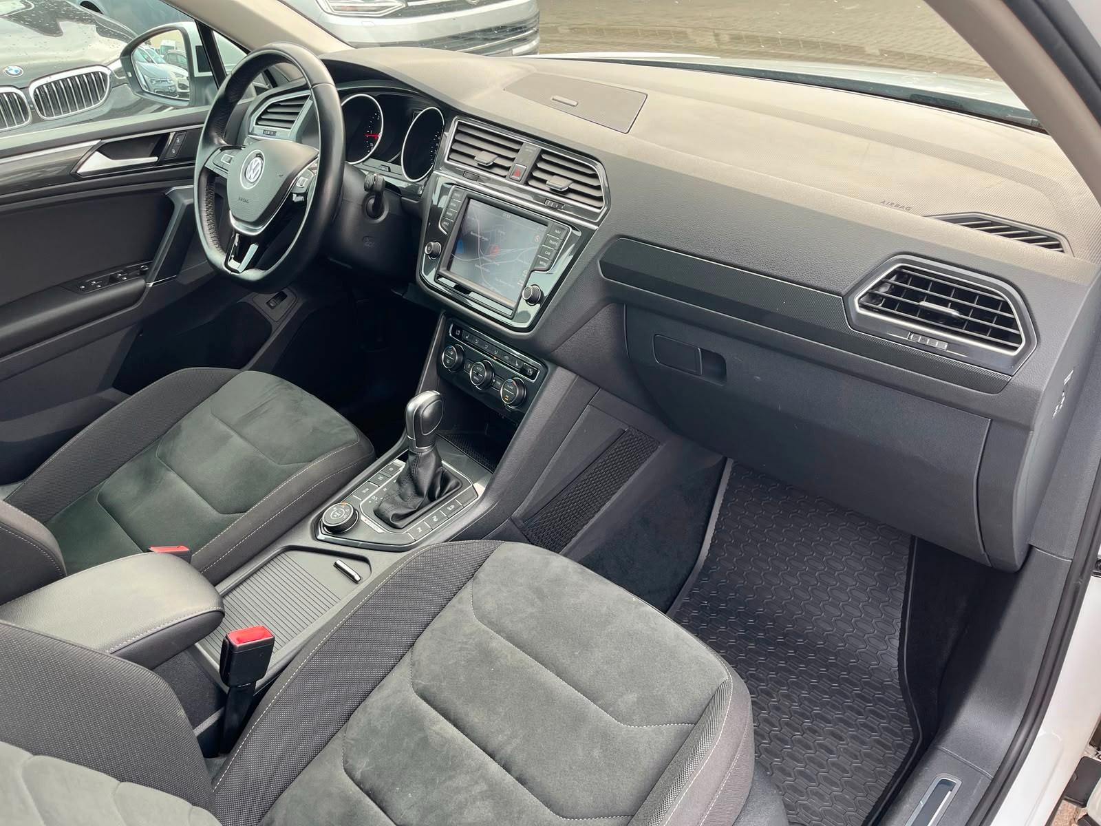 Volkswagen Tiguan Highline 4Motion DSG*LED*NAV*SHZ*ACC*CAM