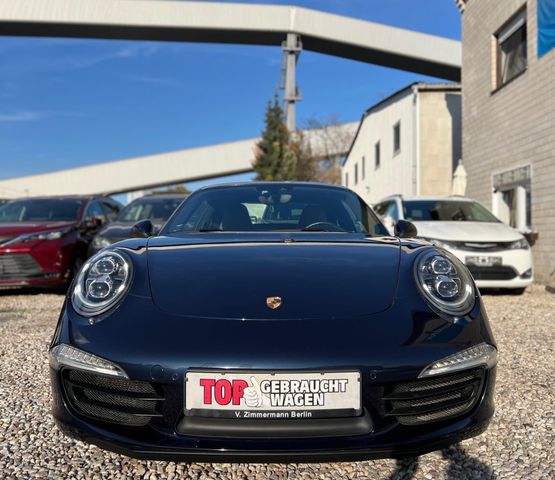 Porsche 911 Carrera 4 S