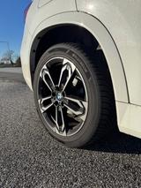 BMW X1 sDrive18i Steptronic - mit bester Ausstattung - : Geländewagen, Best