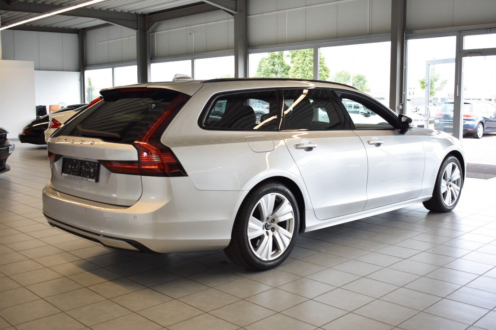 Volvo V90 Kombi R Design AUT./LED/NAVI/Sportsitze NAPP foto 7