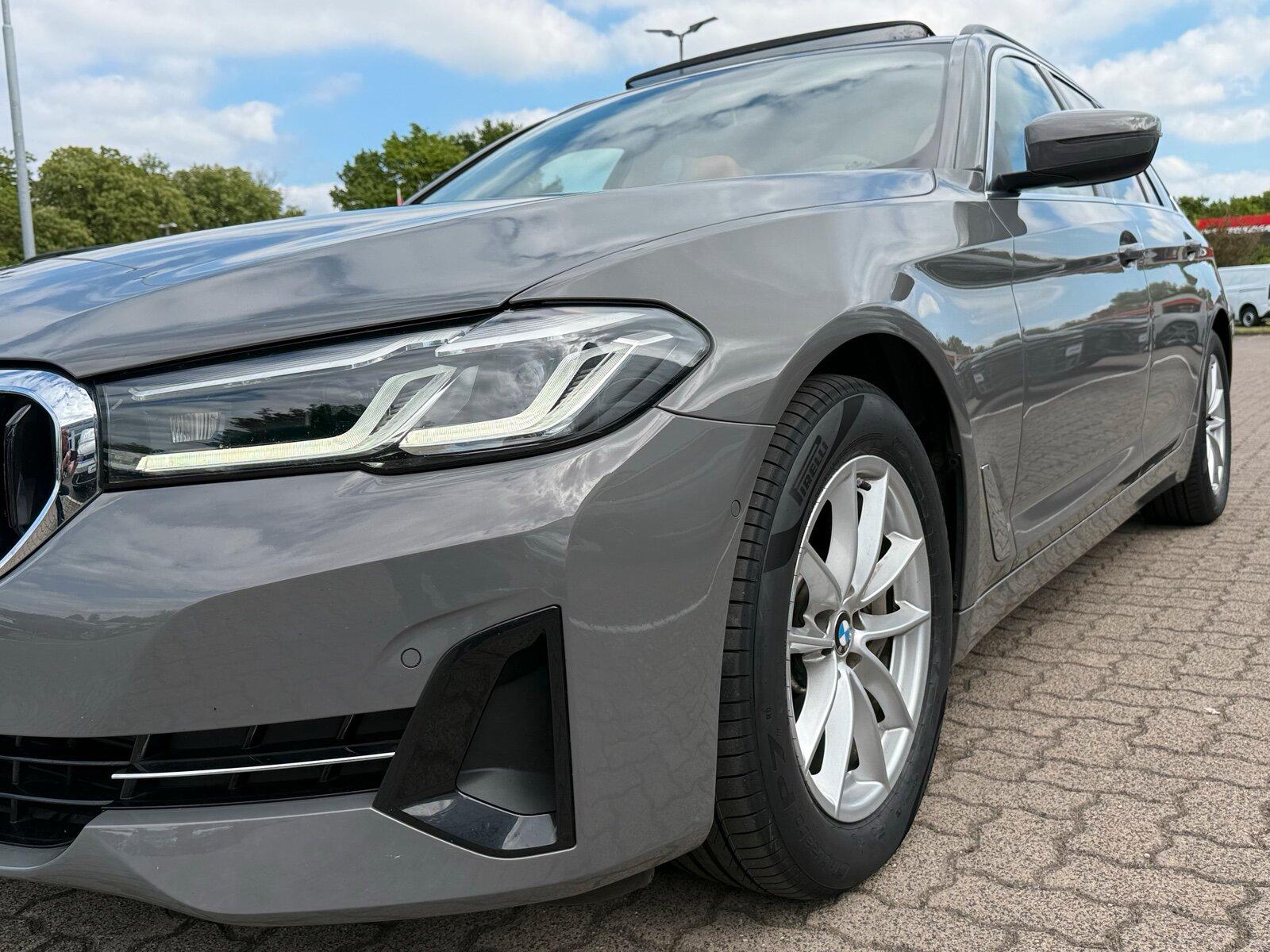 BMW 5er - 530 d Mild Hybrid PANO Leder AHK NAVI LED 