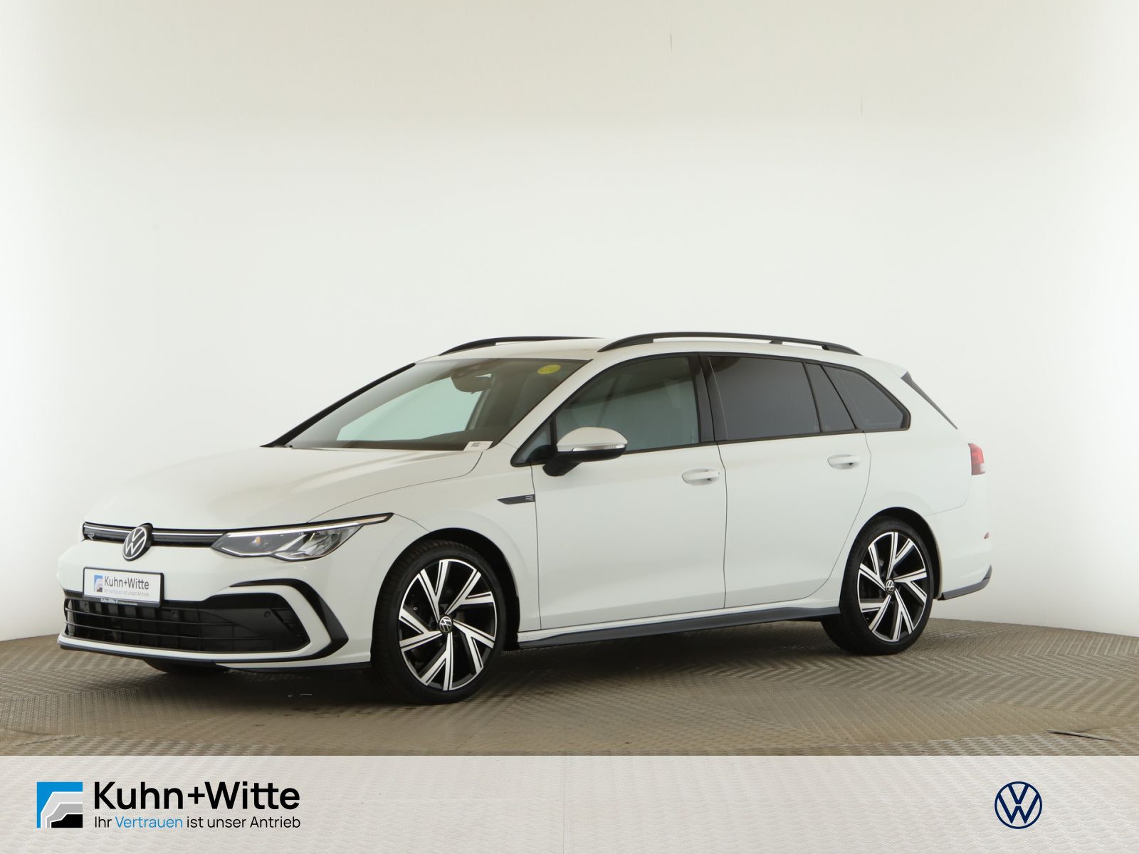 Volkswagen Golf VIII Variant 2.0 TDI R-Line LED+PDC+Navi+Ap