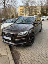 Audi Q7 3.0 TDI QUATTRO S-line - Audi Q7 aus 2010: Line